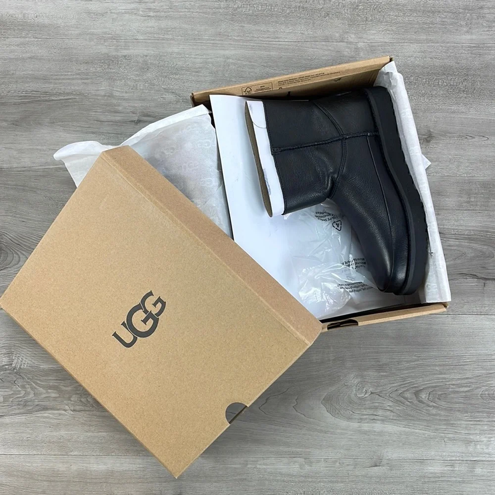 🌿UGG🌿 W DECONSTRUCTED MINI ZIP BLACK BOOTS - Picture 15 of 15